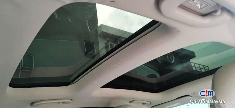Mercedes Benz C200 2.0-LITER LUXURY SEDAN Automatic 2014 - image 10
