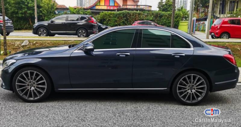 Mercedes Benz C200 2.0-LITER LUXURY SEDAN Automatic 2014 - image 13