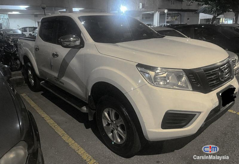 Nissan Navara 2.5-LITER DOUBLE CAB TURBO DIESEL Automatic 2020 - image 5