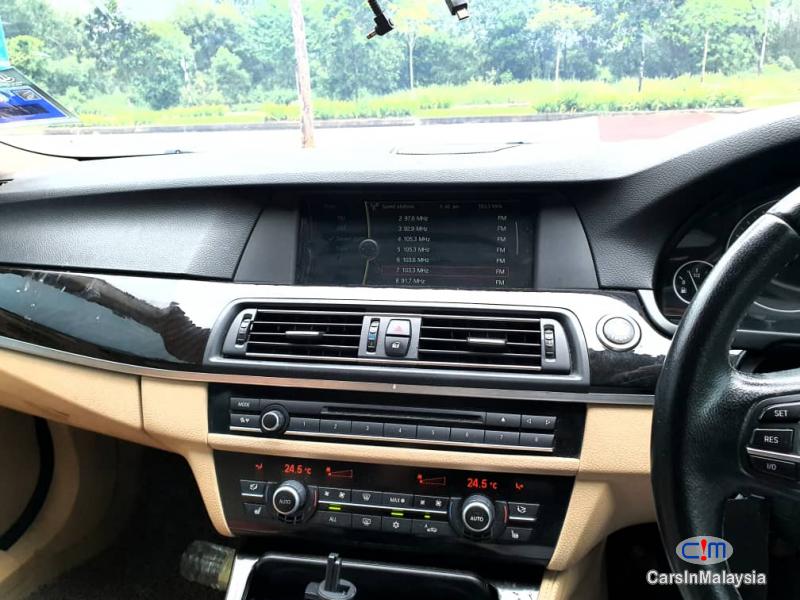 BMW 5 Series 2.5-LITER LUXURY SEDAN KERETA SAMBUNG BAYAR Automatic 2011 - image 9