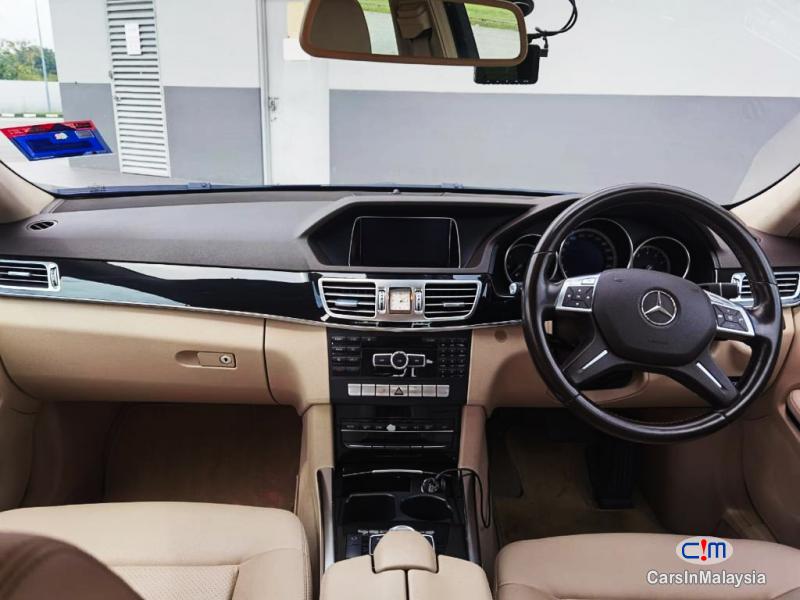 Mercedes Benz E200 1.8-LITER LUXURY SEDAN KERETA SAMBUNG BAYAR Automatic 2013 in Kuala Lumpur