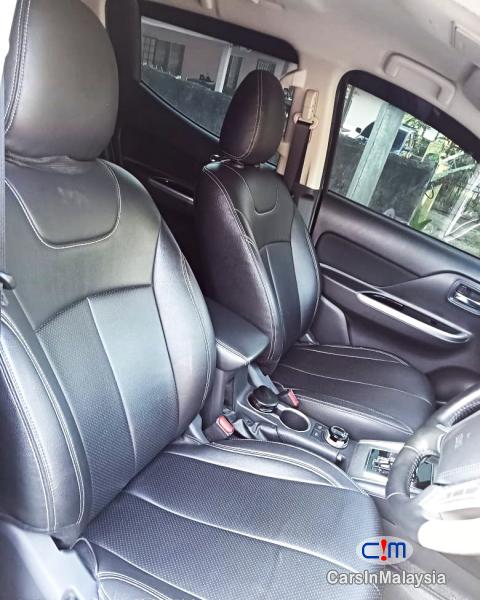 Mitsubishi Triton 2.4-LITER 4X4 4WD DOUBLE CAB Automatic 2020 in Selangor - image