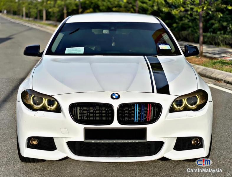 Picture of BMW 5 Series 2.5-LITER LUXURY SEDAN Automatic 2011