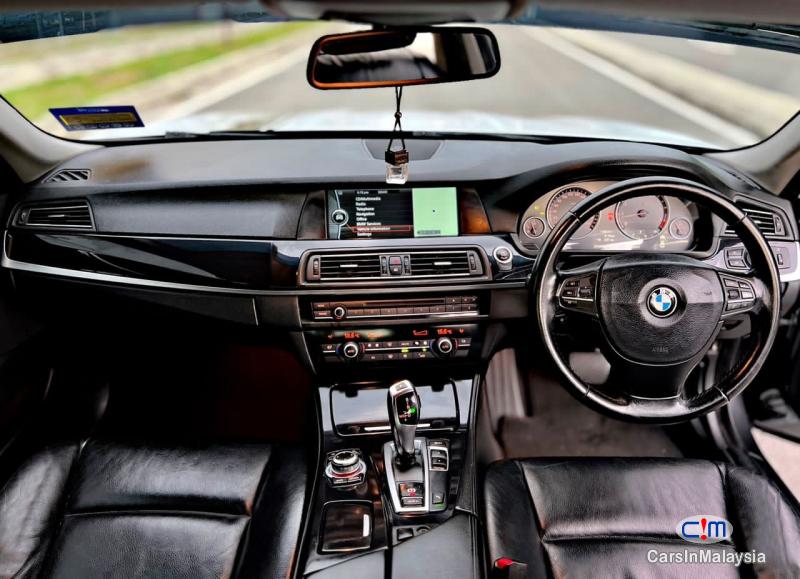 BMW 2.5-LITER LUXURY SEDAN Automatic 2011 - image 9