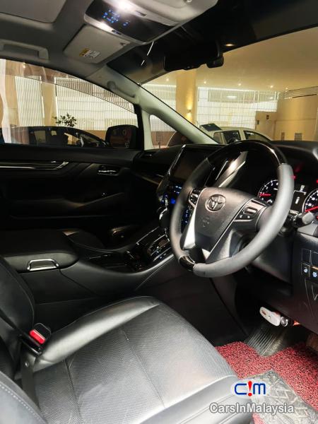Toyota Vellfire 3.5-LITER LUXURY FAMILY MPV KERETA SAMBUNG BAYAR Automatic 2018 in Malaysia - image