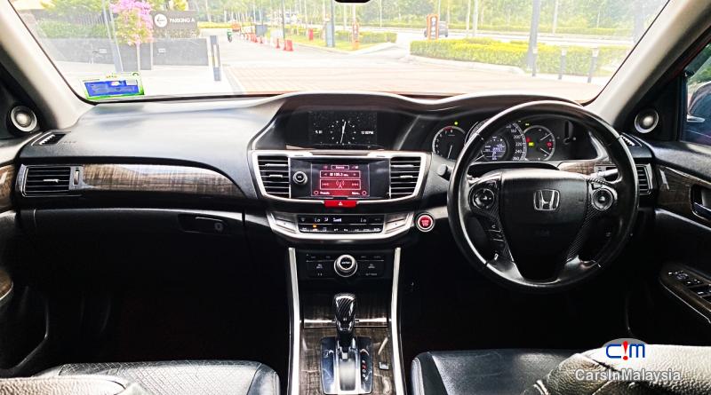 Honda Accord 2.4-LITER LUXURY SEDAN Automatic 2013 - image 5