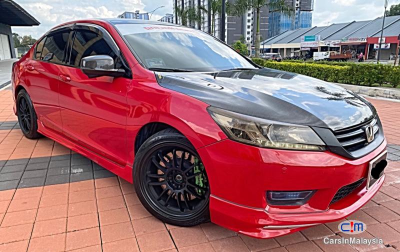 Honda Accord 2.4-LITER LUXURY SEDAN Automatic 2013 - image 9