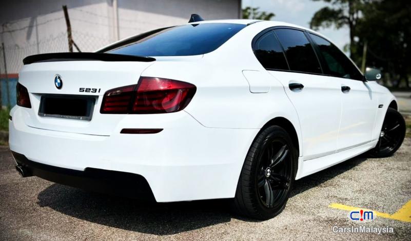 BMW 5 Series 2.5-LITER LUXURY SEDAN Automatic 2011 in Selangor