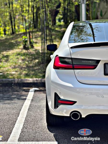 BMW 3 Series 2.0-LITER LUXURY SEDAN Automatic 2020 - image 13