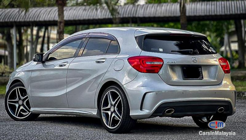 Mercedes Benz A180 1.6-LITER TURBO SPORTS HB Automatic 2019 - image 2