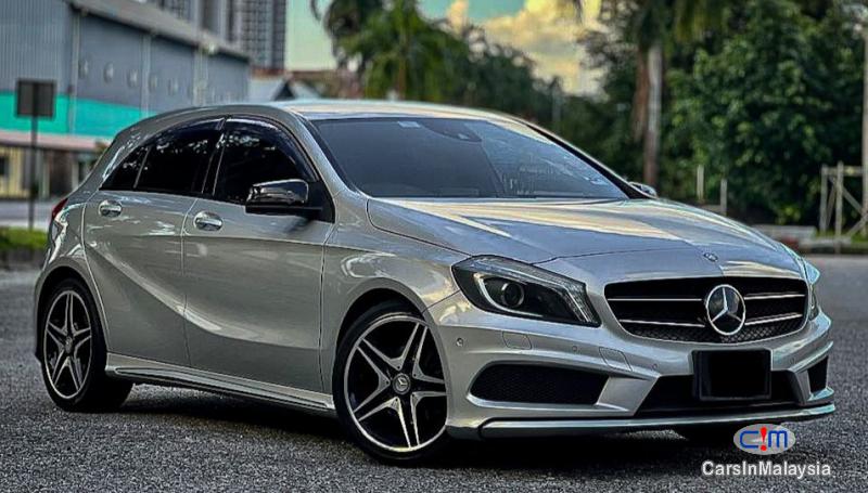 Mercedes Benz A180 1.6-LITER TURBO SPORTS HB Automatic 2019 - image 3