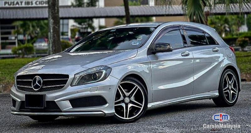 Mercedes Benz A180 1.6-LITER TURBO SPORTS HB Automatic 2019 - image 5