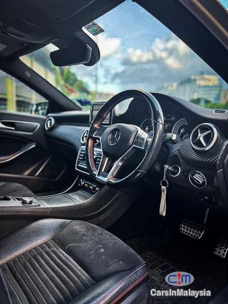 Mercedes Benz A180 1.6-LITER TURBO SPORTS HB Automatic 2019 - image 8
