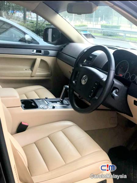 Volkswagen Touareg V6 24 Valve Automatic 2008 in Malaysia - image