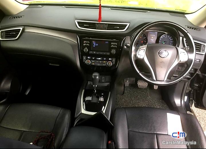Nissan X-Trail 2.0-LITER ECONOMIC FAMILY SUV Automatic 2017 - image 10