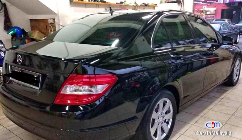 Mercedes Benz C180 CGI 1.8-LITER LUXURY SEDAN Automatic 2012
