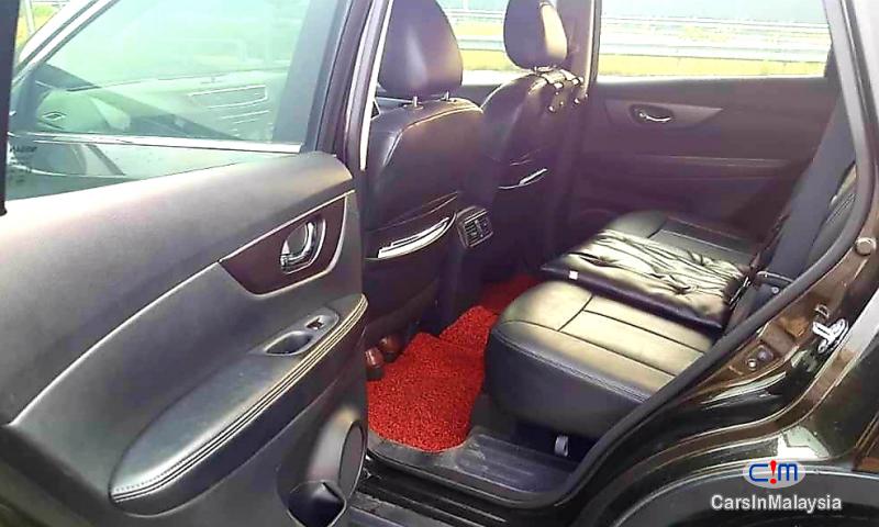 Nissan X-Trail 2.0-LITER ECONOMIC FAMILY SUV Automatic 2015 - image 4