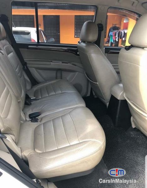 Mitsubishi Pajero Sport 2.5 VGT 4WD Automatic 2012 - image 9