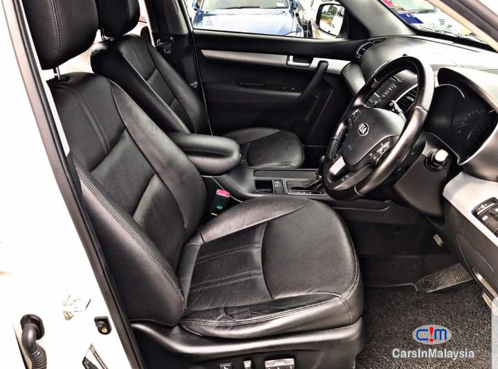Kia Sorento 2.4 XM Auto SUV Automatic 2014 - image 10