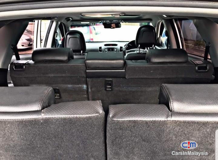 Kia Sorento 2.4 XM Auto SUV Automatic 2014 - image 14