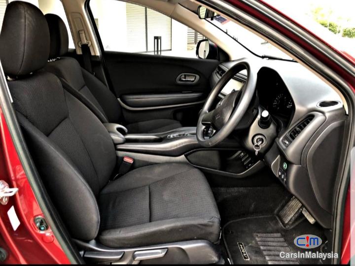 Honda HR-V 1.8 AT SUV Automatic 2016 - image 10