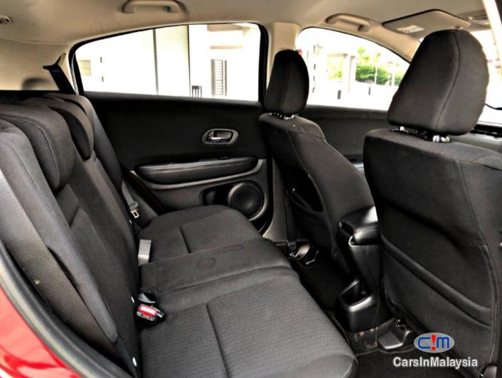 Honda HR-V 1.8 AT SUV Automatic 2016 - image 9