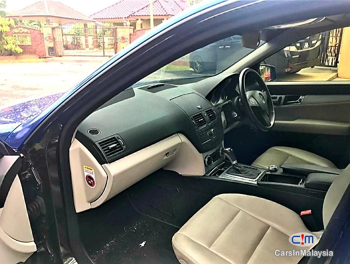 Mercedes Benz C250 CGI 1.8-LITER LUXURY SEDAN FULL SPEC Automatic 2010 - image 5