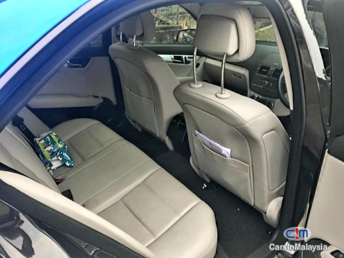 Mercedes Benz C250 CGI 1.8-LITER LUXURY SEDAN FULL SPEC Automatic 2010 - image 7