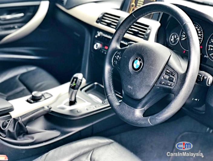 BMW ECONOMY LUXURY SEDAN Automatic 2014 - image 10