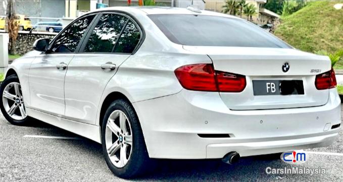 BMW ECONOMY LUXURY SEDAN Automatic 2014 - image 4