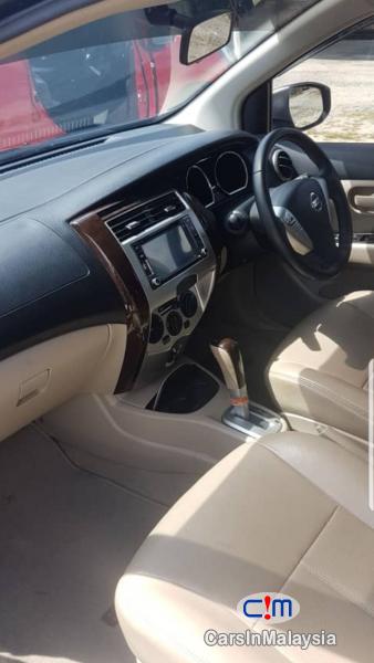 Nissan Grand Livina 1.8-LITER ECONOMY FAMILY MPV Automatic 2014 - image 3