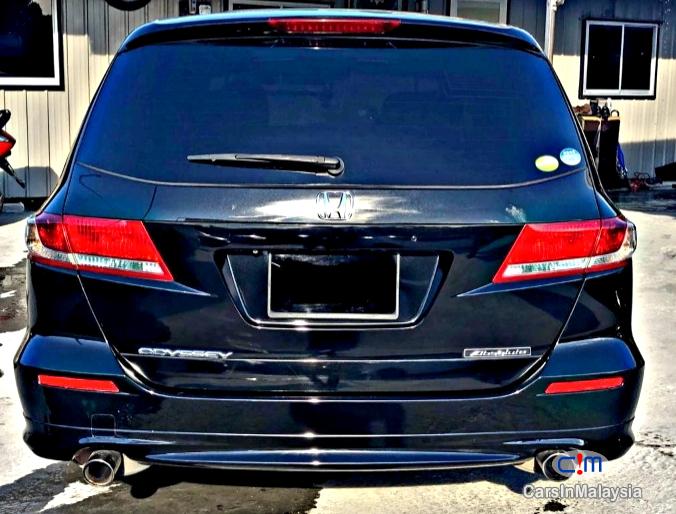 Picture of Honda Odyssey 2.4-Liter Luxury Family MPV 7 Seater Automatic 2014 in Malaysia