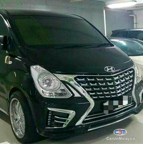 Picture of Hyundai Starex 2.5-LITER 11 SEATER FAMILY MPV Automatic 2017 in Kuala Lumpur