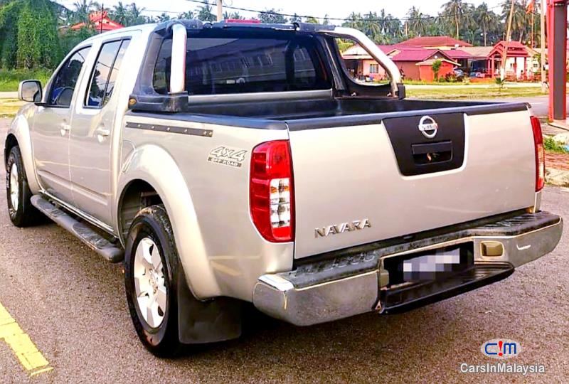 Nissan Navara 2.5-LITER 4WD DOUBLE CAB DIESEL Manual 2015 in Malaysia - image
