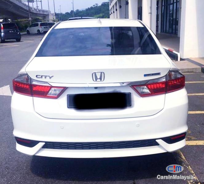 Honda City 1.5-LITER SUPER FUEL SEVER ECONOMY SEDAN Automatic 2018