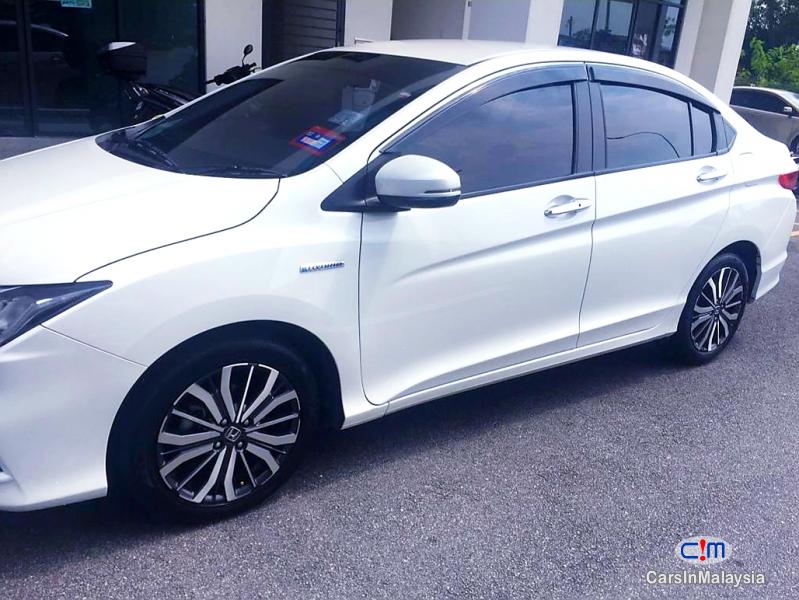 Honda City 1.5-LITER SUPER FUEL SEVER ECONOMY SEDAN Automatic 2018 in Kuala Lumpur