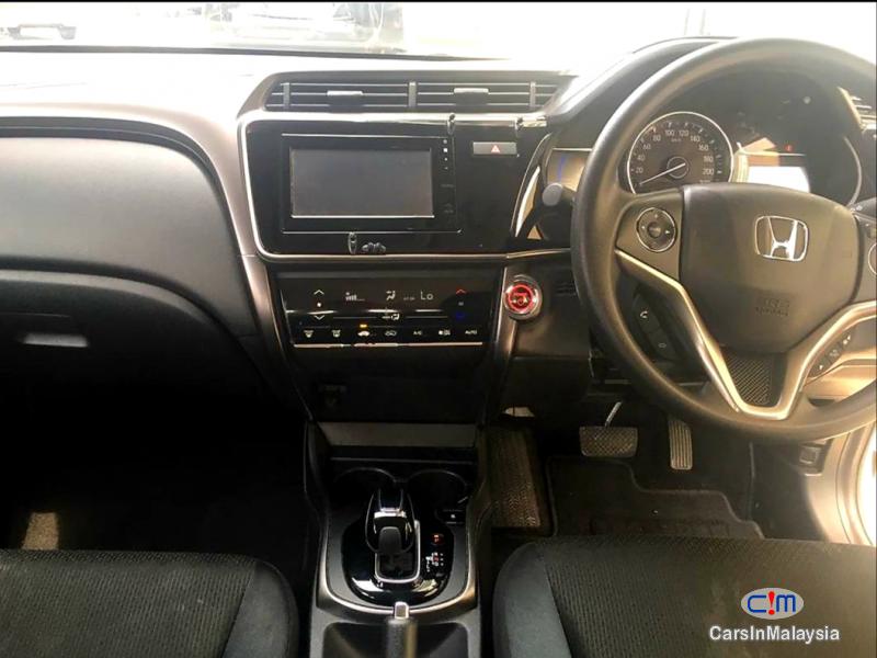 Honda City 1.5-LITER SUPER FUEL SEVER ECONOMY SEDAN Automatic 2018 in Kuala Lumpur - image