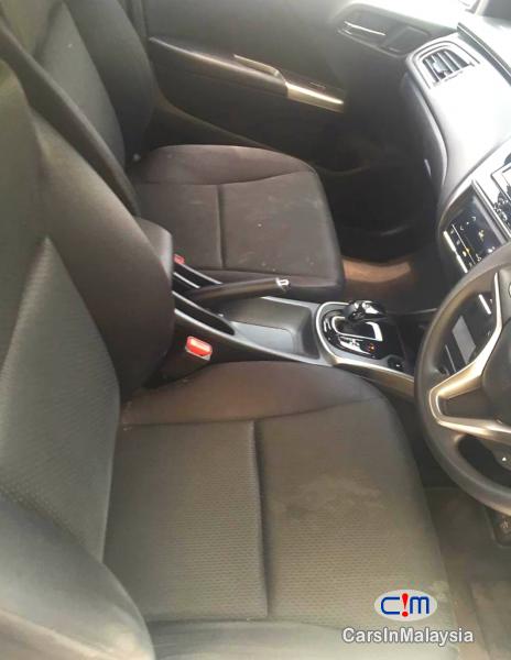 Honda City 1.5-LITER SUPER FUEL SEVER ECONOMY SEDAN Automatic 2018 in Malaysia - image