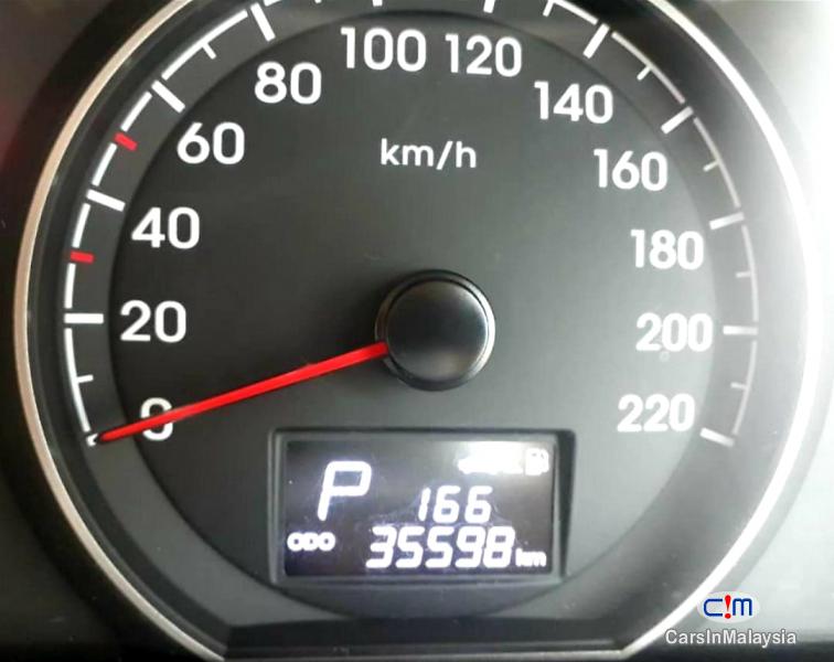 Picture of Hyundai Grand Starex 2.5-LITER 11 SEATER FAMILY MPV Automatic 2017 in Johor