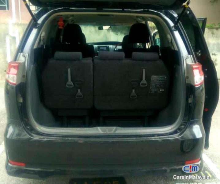 Toyota Estima 2.4-LITER LUXURY FAMILY MPV Automatic 2010 - image 9