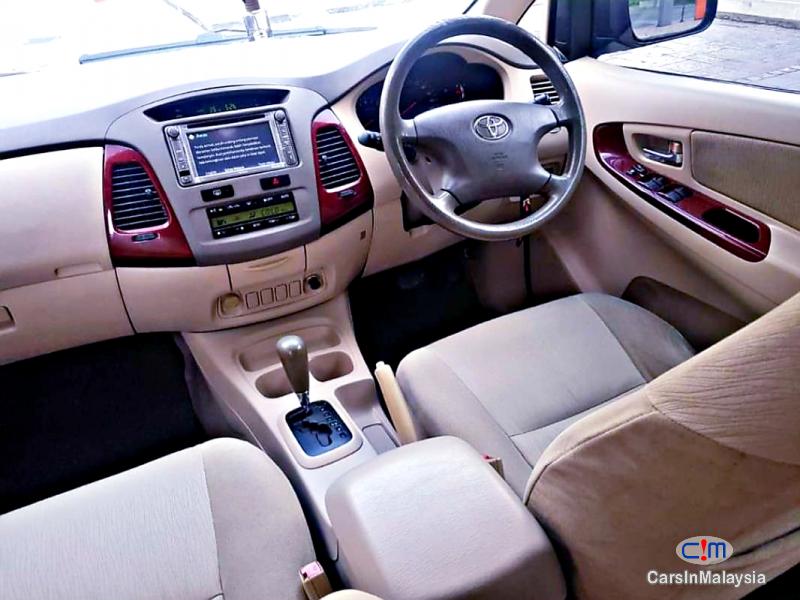 Toyota Innova 2.0-LITER FAMILY MPV Automatic 2006 in Malaysia - image