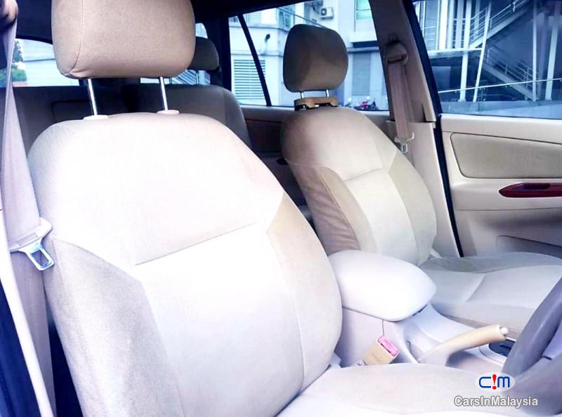 Toyota Innova 2.0-LITER FAMILY MPV Automatic 2006 - image 9