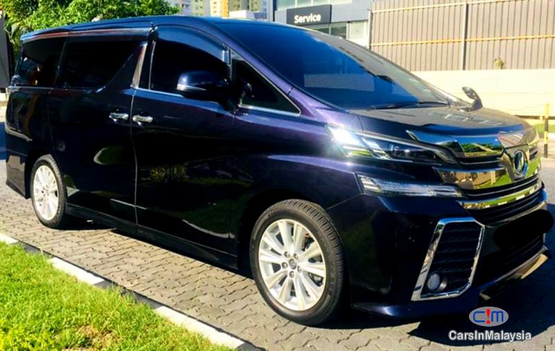Toyota Vellfire 2.5-LITER 7 SEATER LUXURY FAMILY MPV Automatic 2017 - image 3