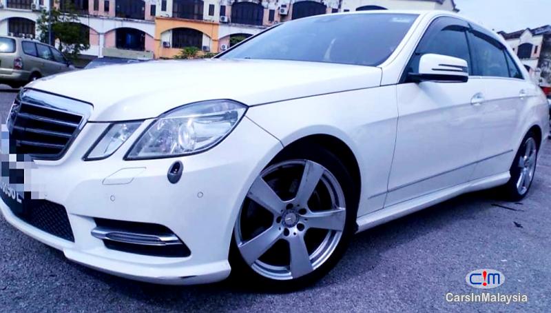 Mercedes Benz E250 CGI 1.8-LITER LUXURY SEDAN Automatic 2012 - image 2