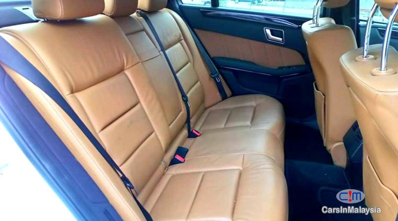 Mercedes Benz E250 CGI 1.8-LITER LUXURY SEDAN Automatic 2012 - image 7