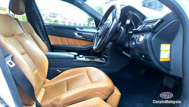 Mercedes Benz E250 CGI 1.8-LITER LUXURY SEDAN Automatic 2012 - image 8