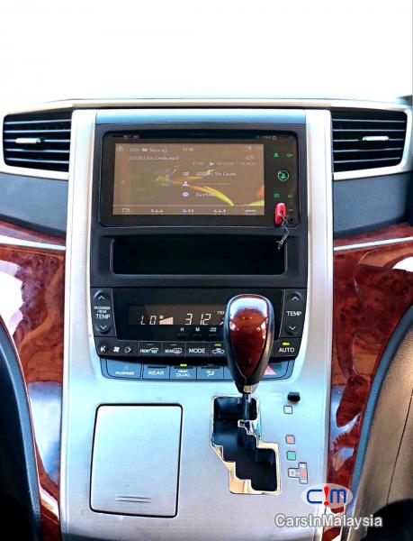 Picture of Toyota Vellfire 2.4-LITER LUXURY FAMILY MPV Automatic 2013 in Malaysia