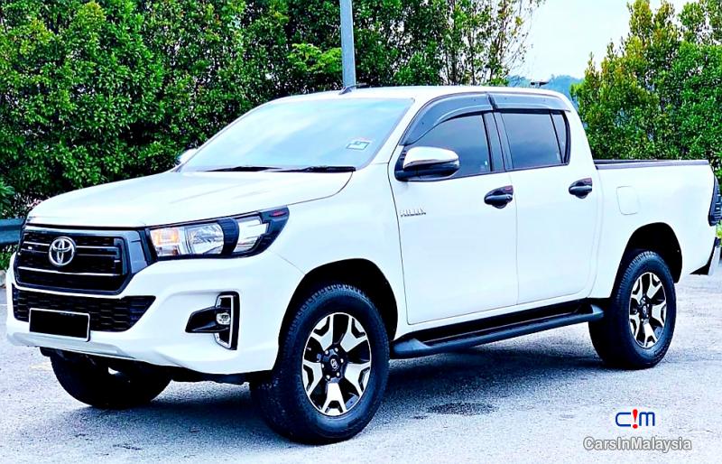 Toyota Hilux 2.4-LITER 4X4 DIESEL TURBO DOUBLE CAB Automatic 2018 - image 4