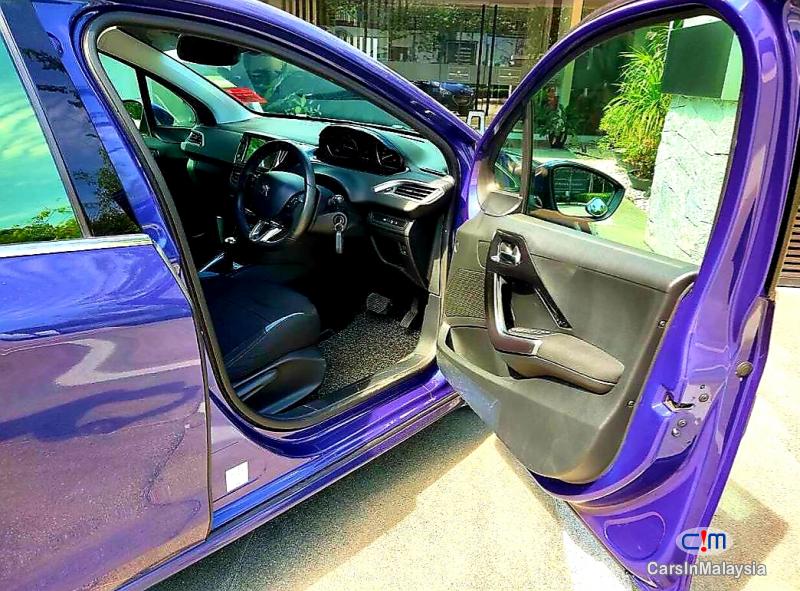 Peugeot 208 1.6-LITER TURBO HATCHBACK Automatic 2013 in Malaysia - image