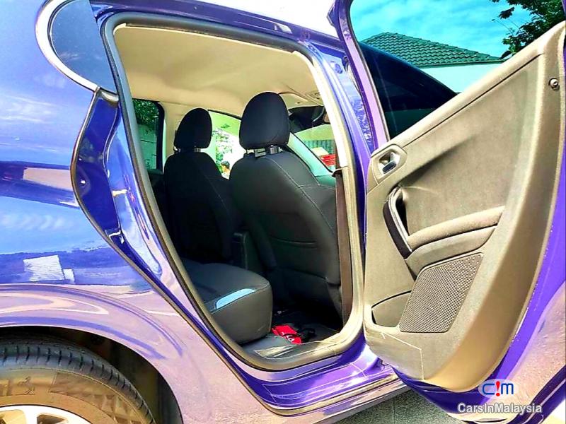 Peugeot 208 1.6-LITER TURBO HATCHBACK Automatic 2013 - image 9